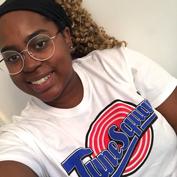 Meet your Posher, Paige - Picture 1 of 1